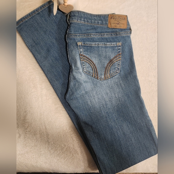 HOLLISTER Medium Wash Skinny Jeans Size 3R/ 26. - Picture 8 of 8